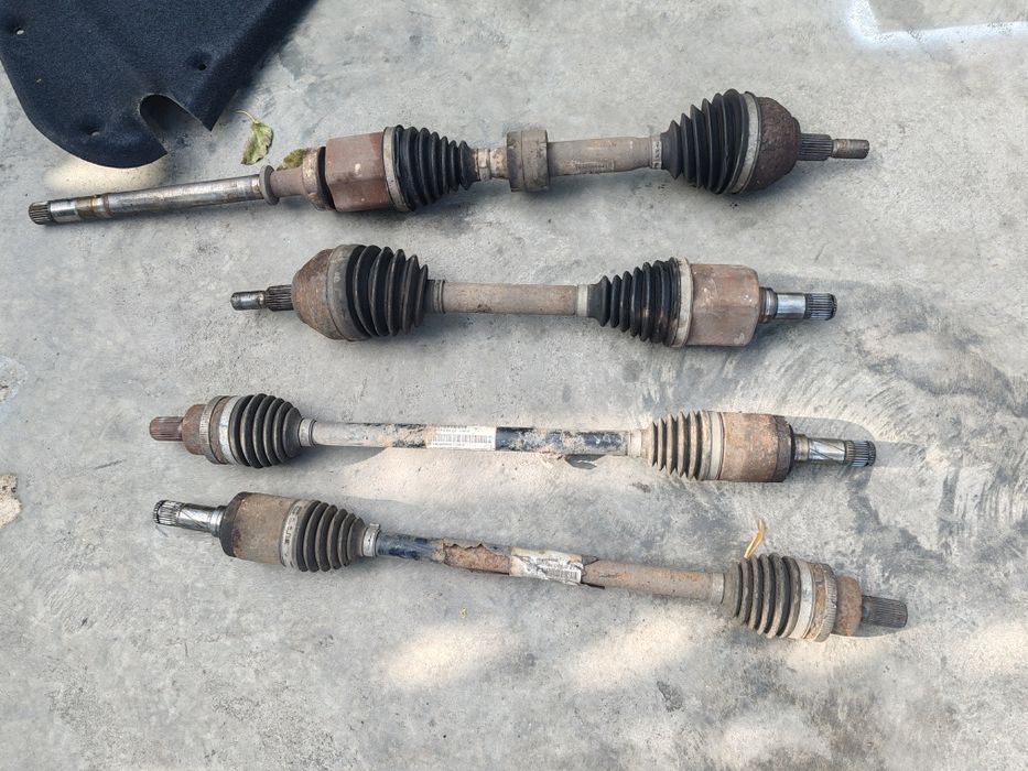 Planetara Ford Kuga 2.0tdci 2012 manual 500lei buc