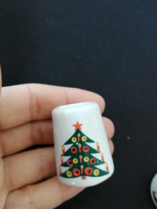 Trei suporturi mici lumanari din ceramica Craciun pictati vintage