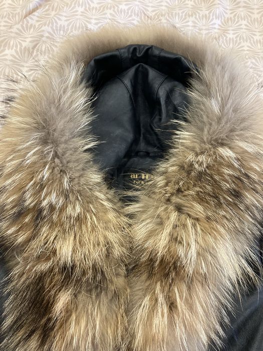 Яке с естествена яка