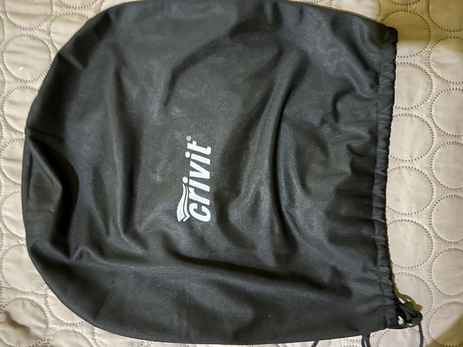 Huse cască  universală trei modele diferite….