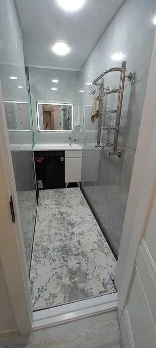 Сдается кв-ра 2 переделенная 3-ком. 3/9 возле Максим Горький! З*