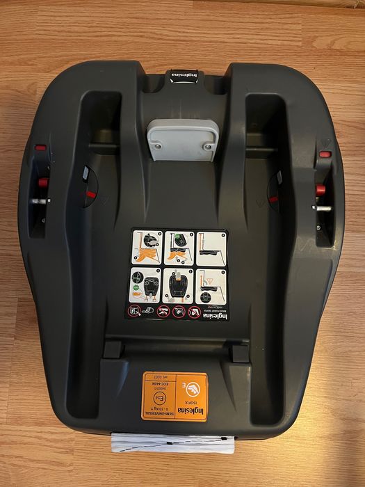 Carucior 3 in 1 Inglesina Quad cu baza Isofix si kit auto landou