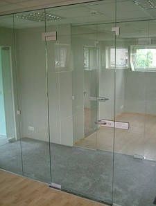 Стеклянные перегородки