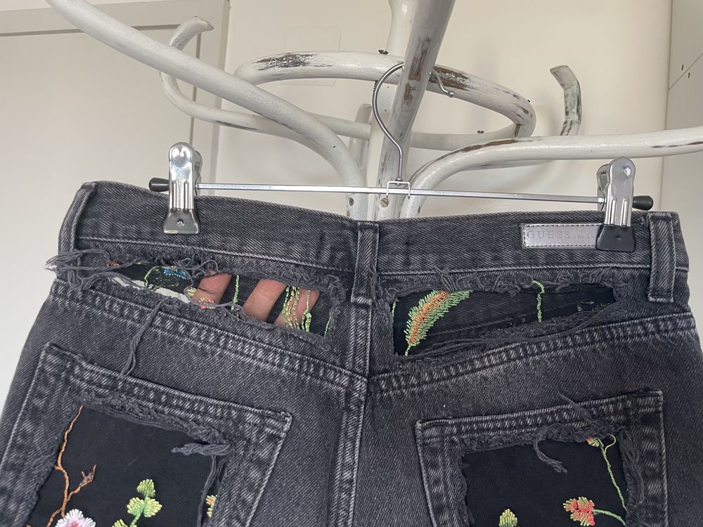 Къси панталонки Guess