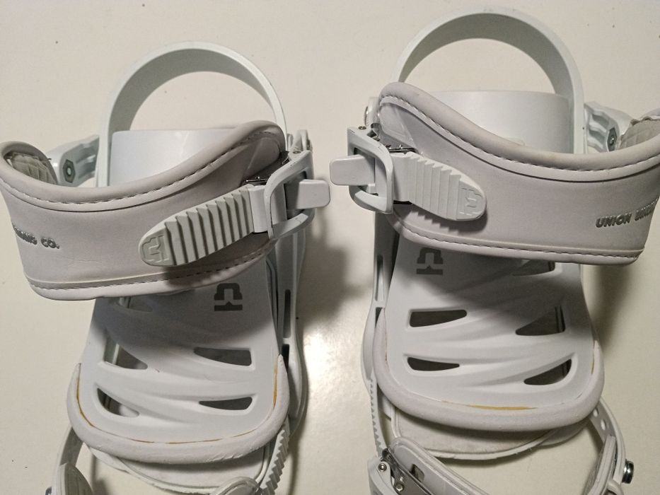 Union Rosa M snowboard bindings дамски апарати сноуборд Юниън