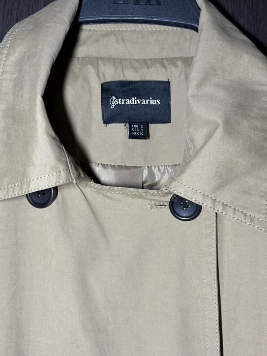 Trench Stradivarius dama