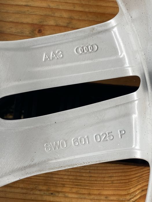 17 цола 5 х 112 мм Ауди , Audi A 4 , A 3