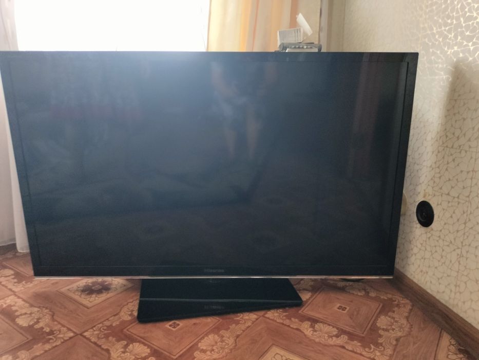 Продам рабочий телевизор или на запчасти