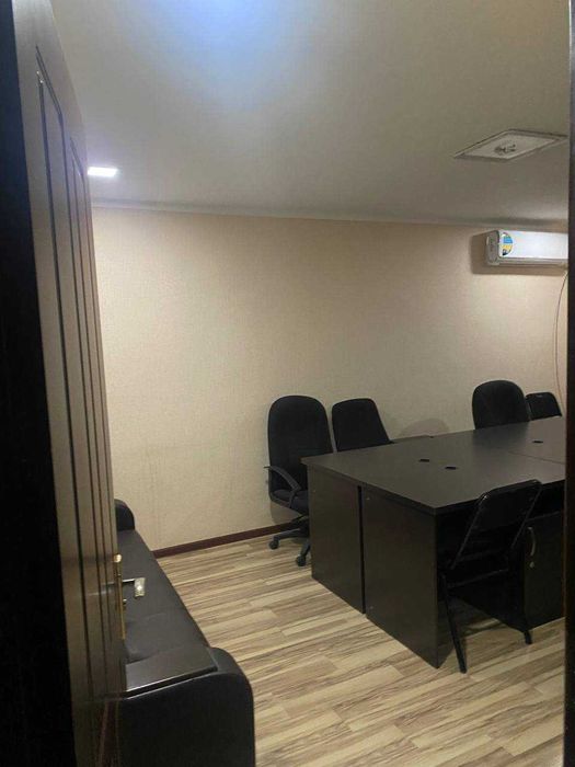 Метро БИЙ , ул. Мирзо Улугбека  Офис  3/1/4 (Выгодно ! Срочно !)