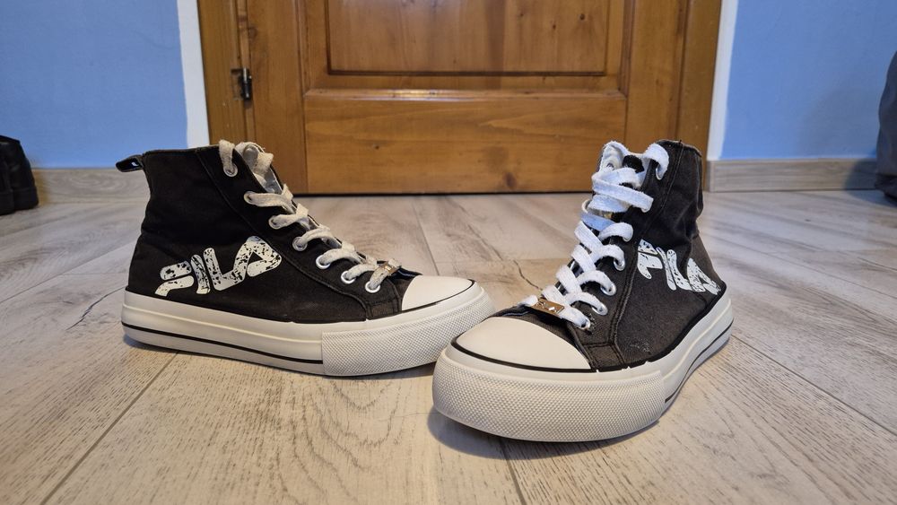 Ghete fila tip converse