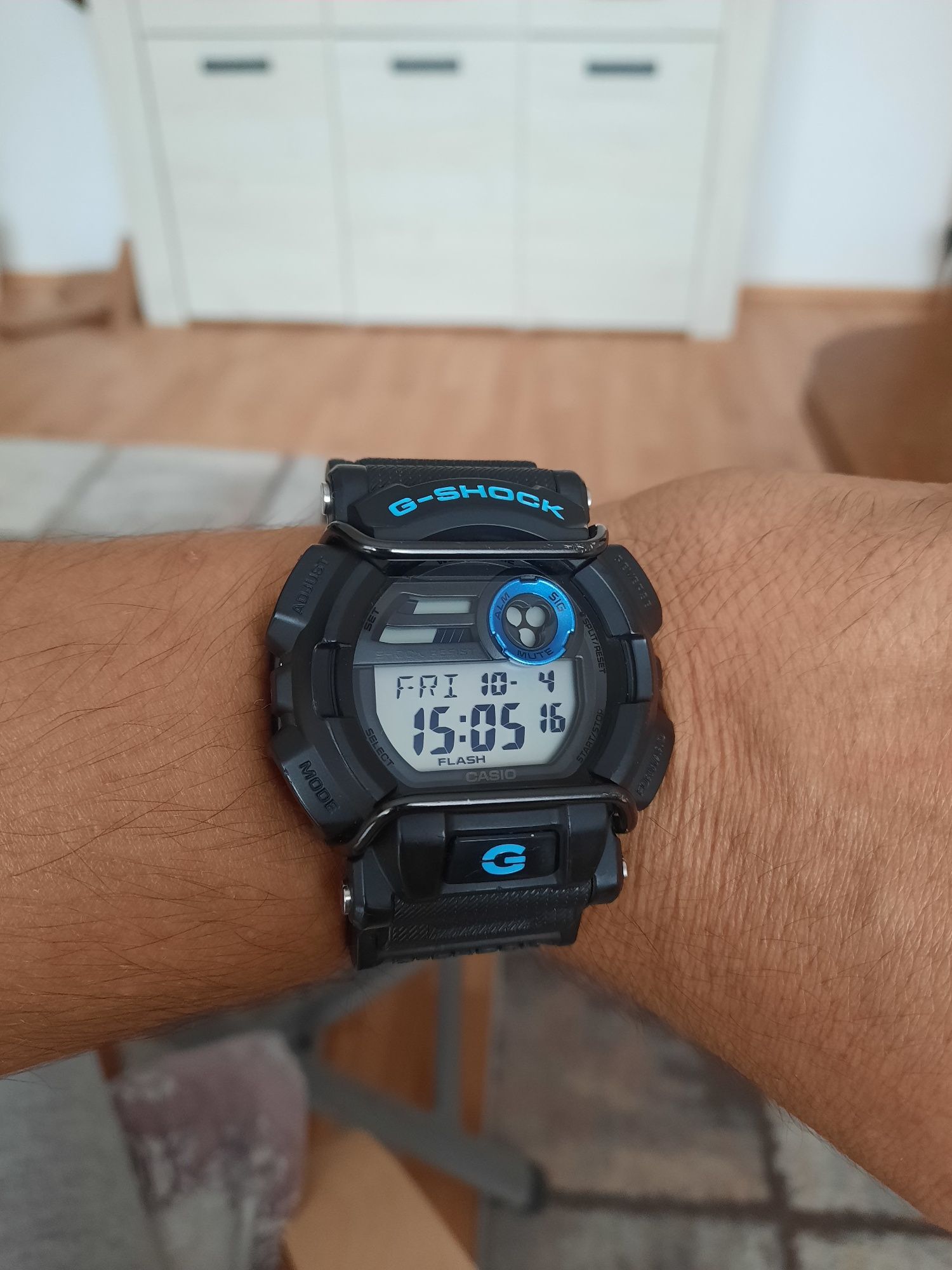 Casio G Shock GD 400 1b2