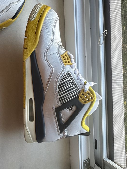 jordan 4 retro sulfur