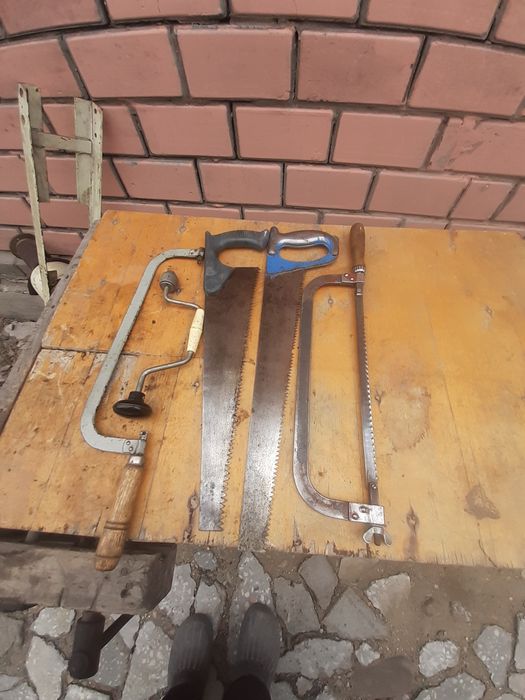 Ножовки  1500Крепеж с редуктором 25000  Эл мотор от погрузчика ,10000