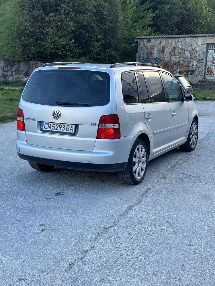 VW Touran 1.9 TDI 101к.с. 7 МЕСТА