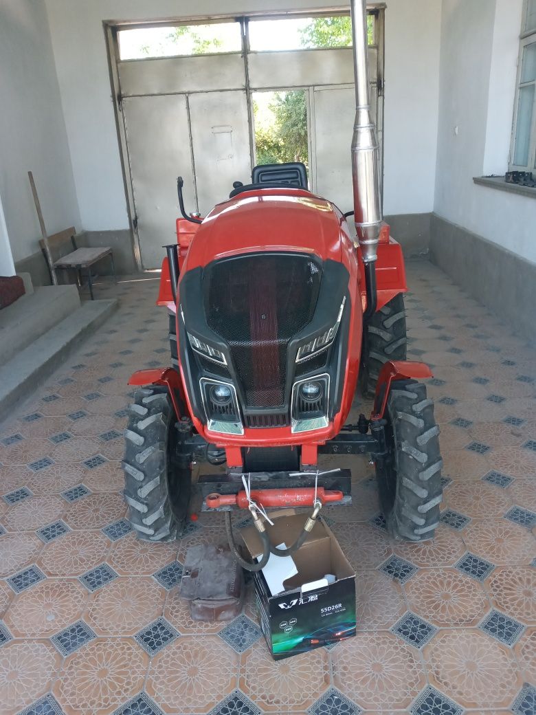 Miniy traktor Zubir 1115