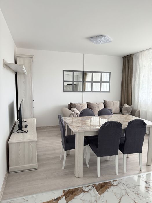 Apartament de închiriere