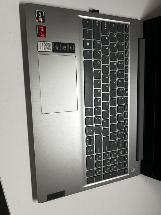 Laptop Lenovo ideapad 3