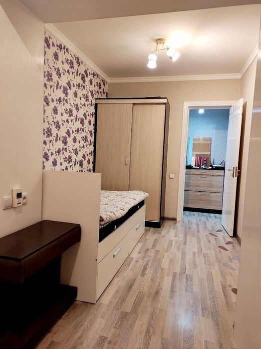 Продаю 2/1/4 Буюк ипак йули метро