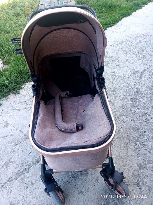 Коляска детская,б/у