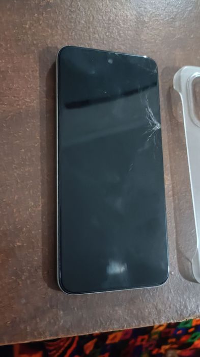 Infinix smart 9 zoʻr