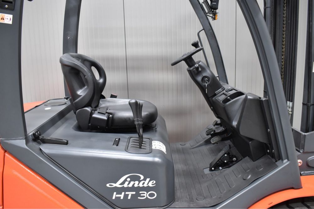 Stivuitor Linde HT25 d diesel NOU