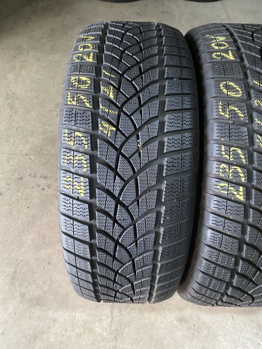 Anvelope iarna 235/50/20 Goodyear Ultra Grip Performance 235 50 20 R20