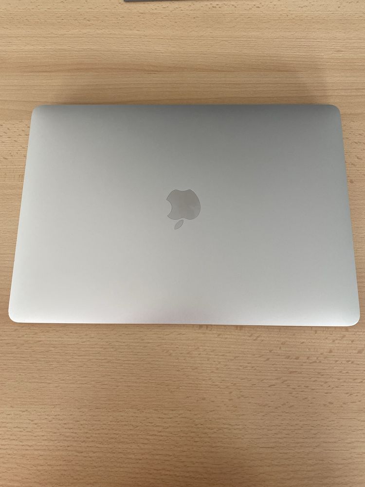 Macbook Air 2020