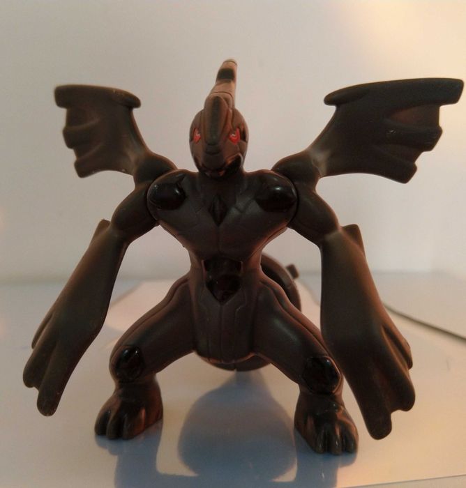 Figurina Pokemon Zekrom