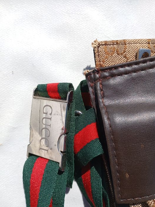 Vând borseta unisex marca GUCCI,Made in Italy,produs nou