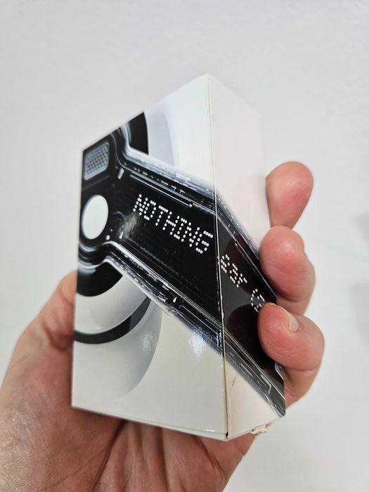 Casti Nothing ear 2 nou la cutie Garantie.