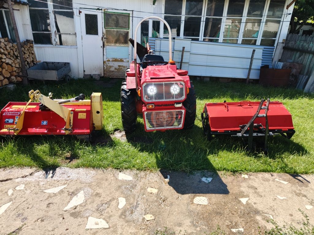 Tractoraș (dotat cu freze si plug)
