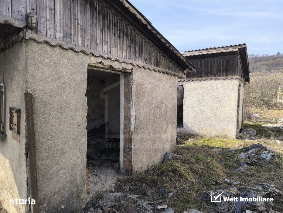 Oportunitate investitie, casa demolabila cu 20.032 mp teren, periferia