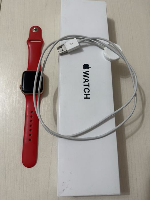 Apple Watch SE 40 см