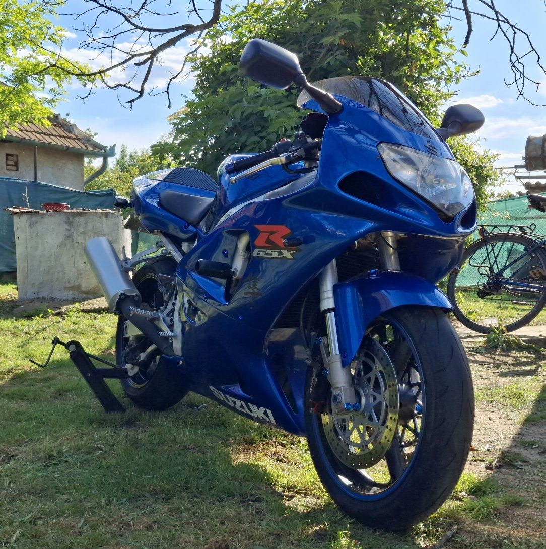 Suzuki gsxr 600 k1