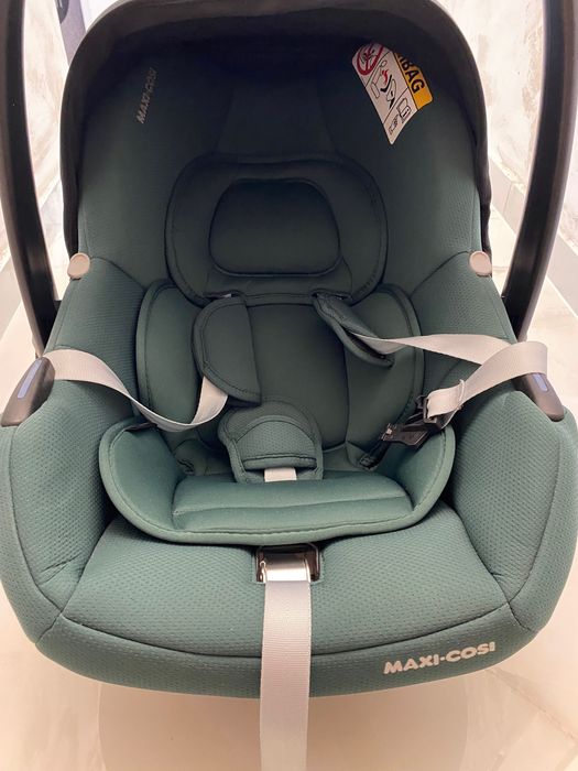 Стол за кола Maxi-Cosi/0м.-12м./Cabrio Fix i-Size Ess.Green + ПОДАРЪК