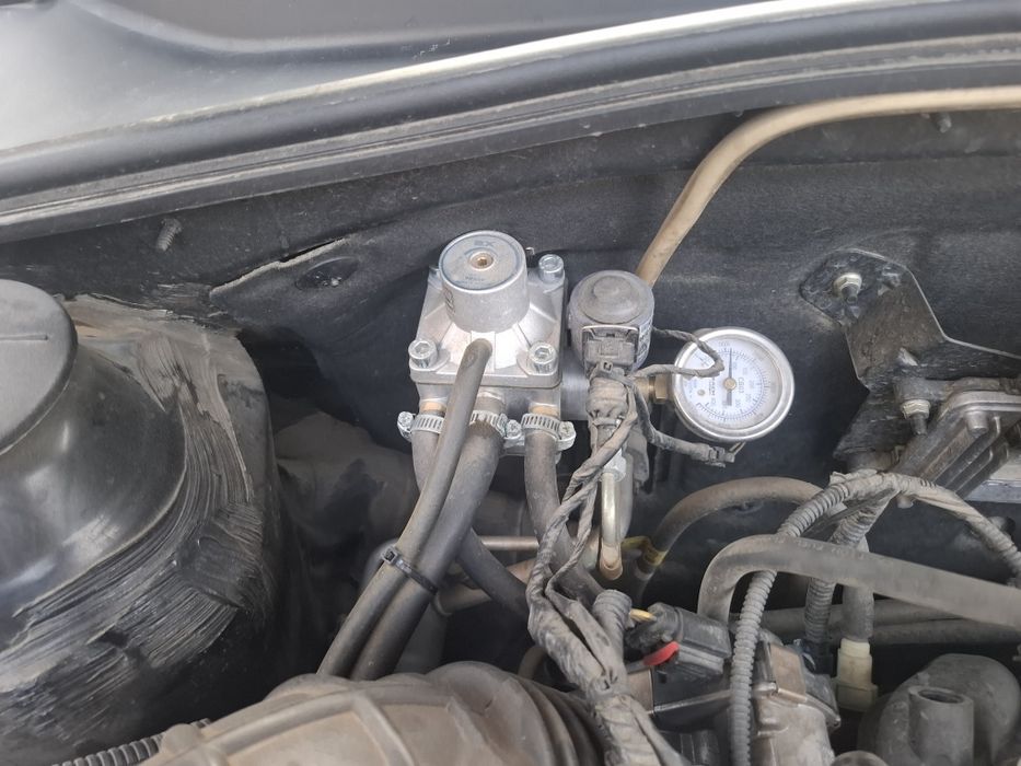 Авто  метан газ балон комплект сотилади