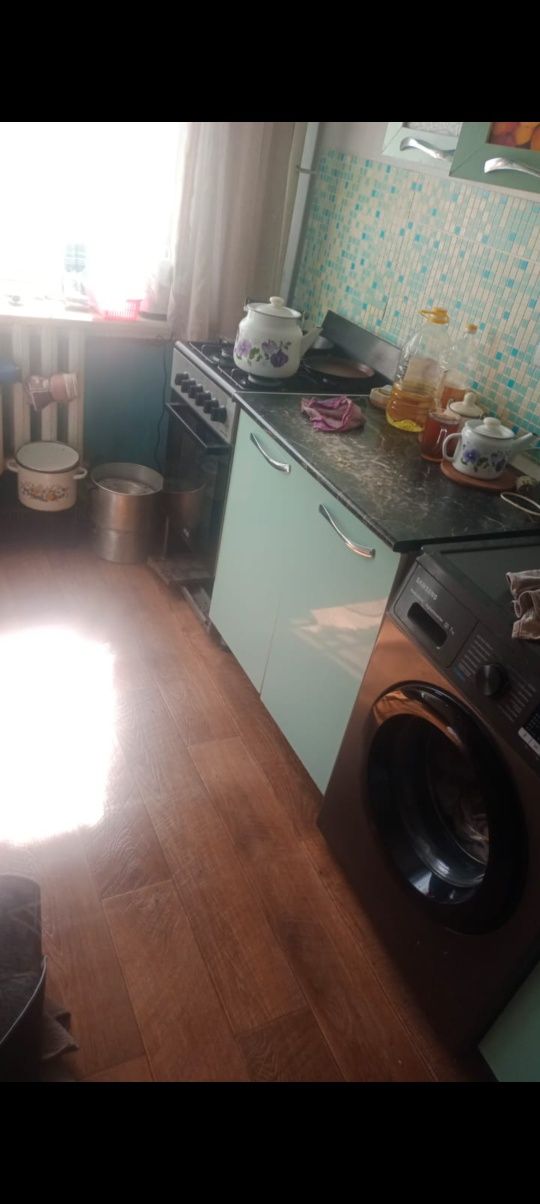 Продам благоустроенный кирпичный дом, в центре села. 
60 кв. м, четыре