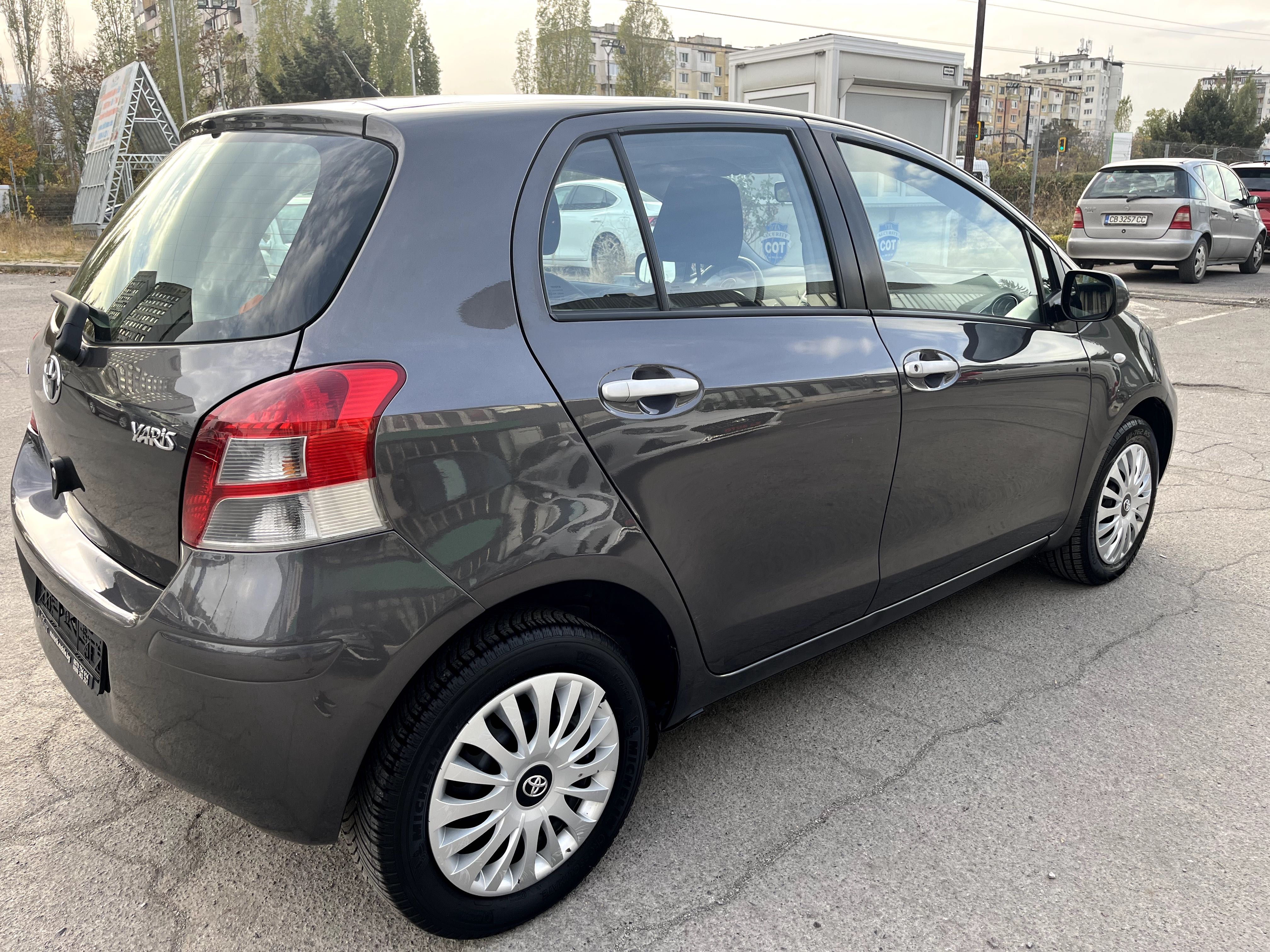 Toyota Yaris 1.3i 2010