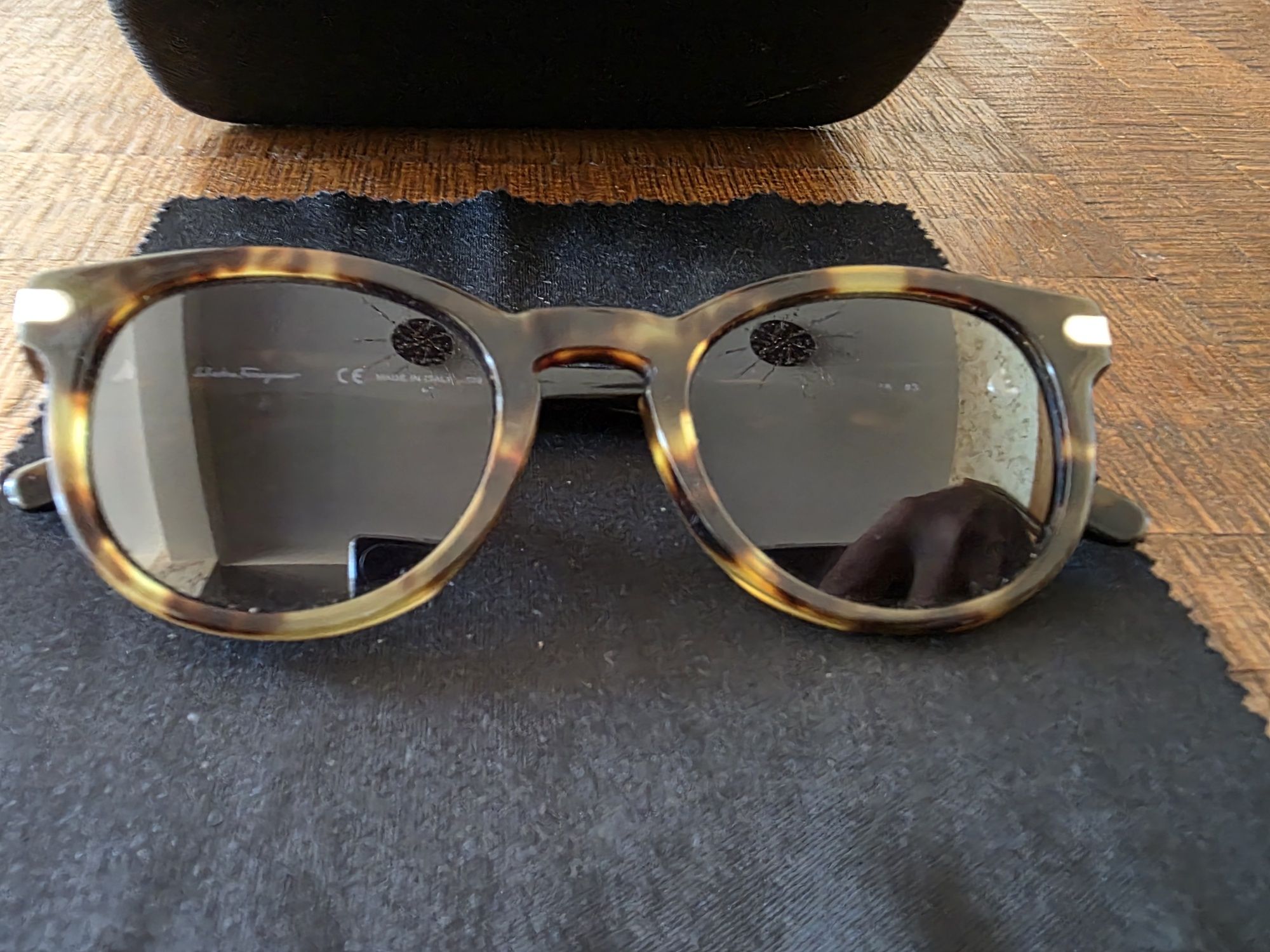 Ochelari de soare Salvatore Ferragamo