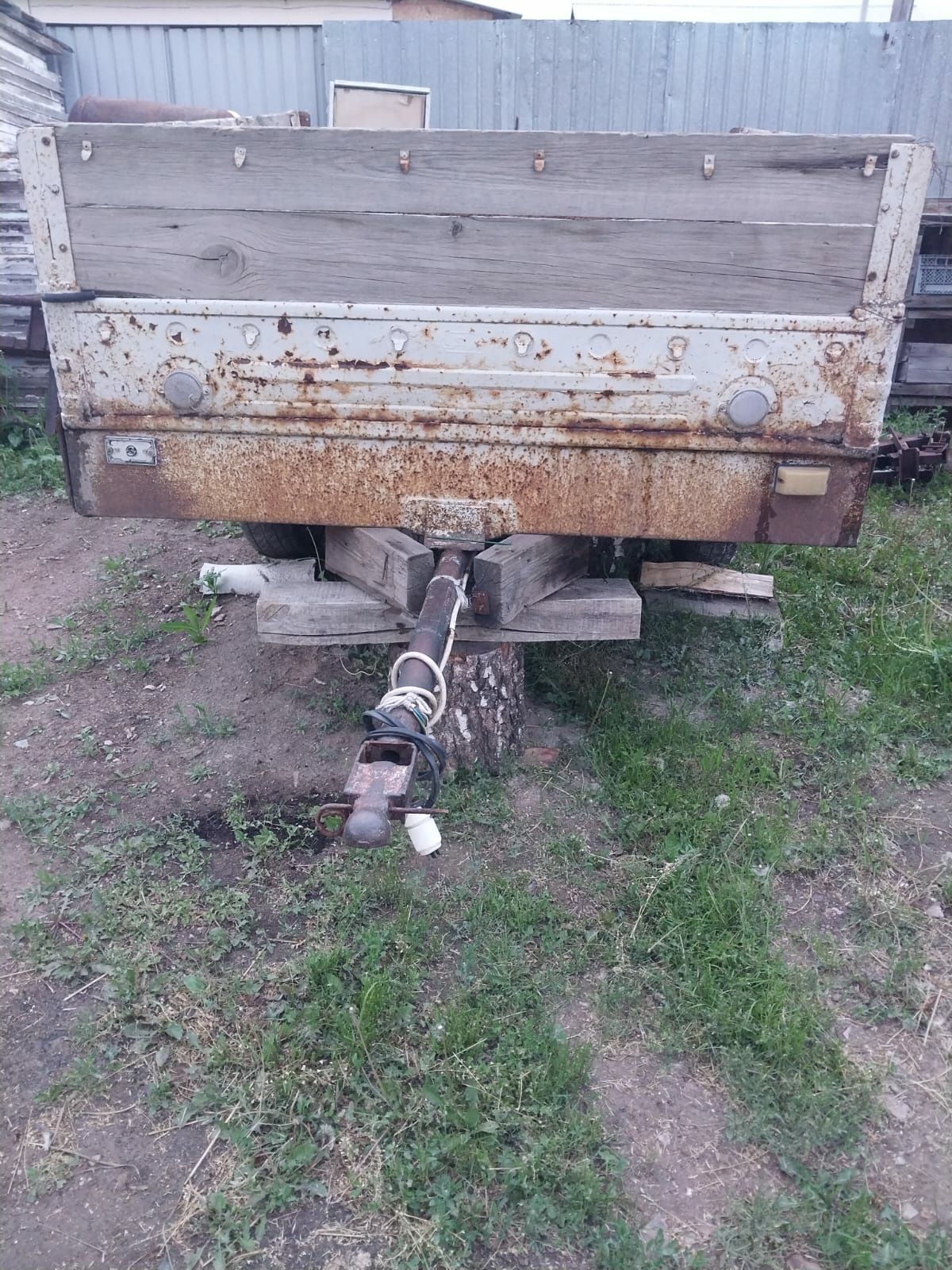 Продам прицеп легковой
