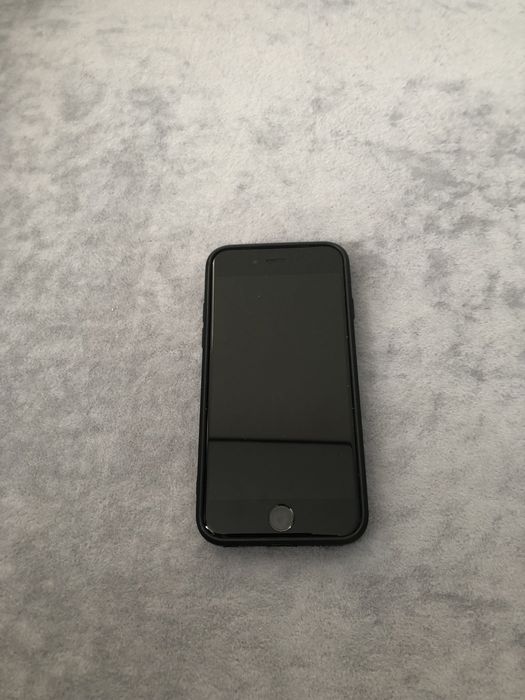 Продам Iphone 6s на запчасти