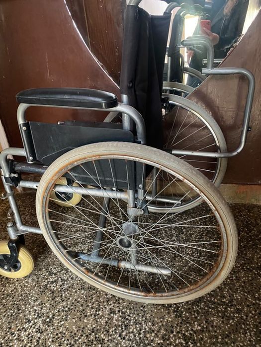 Инвалидна количка