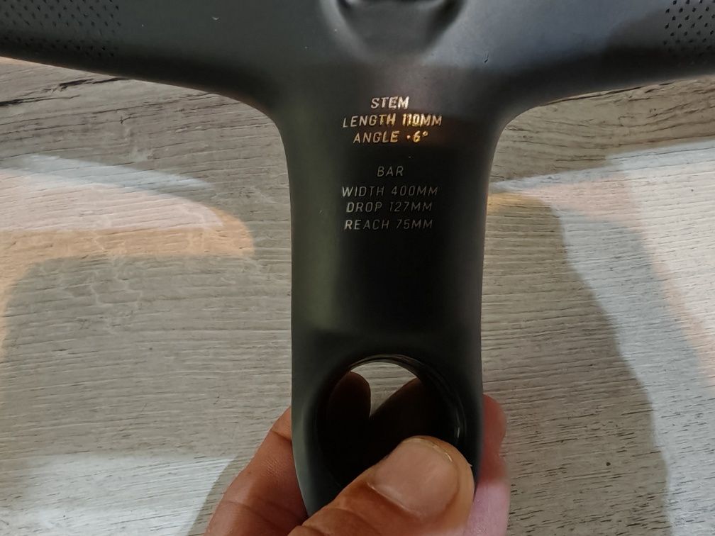 Ghidon carbon pipa integrata Roval Rapide Cockpit 40cm/110mm