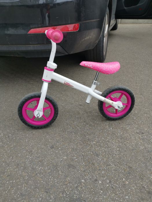 Bicicleta fără pedale