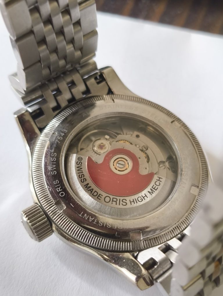 Автоматичен швейцарски часовник Oris
