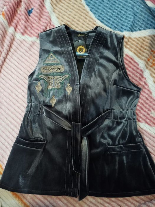 Кажекей бархатный. Новый.