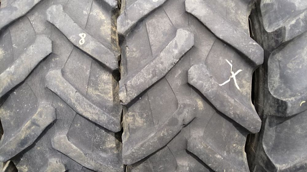 Anvelope agricole, industriale, camioane, remorci si semiremorci.