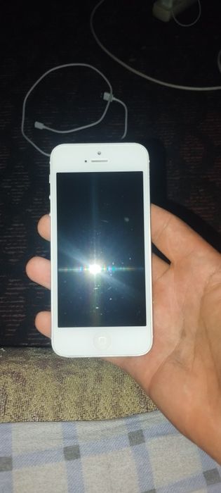 Iphone 5 64 gb kelshamz