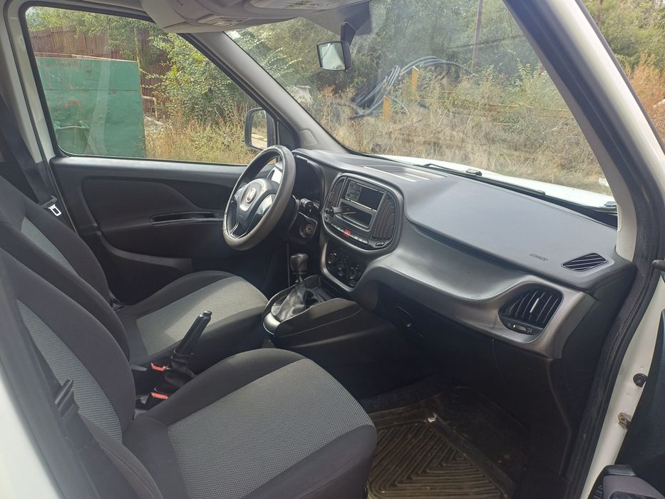 Vând Fiat Doblo 7 locuri 2015 Lodgy