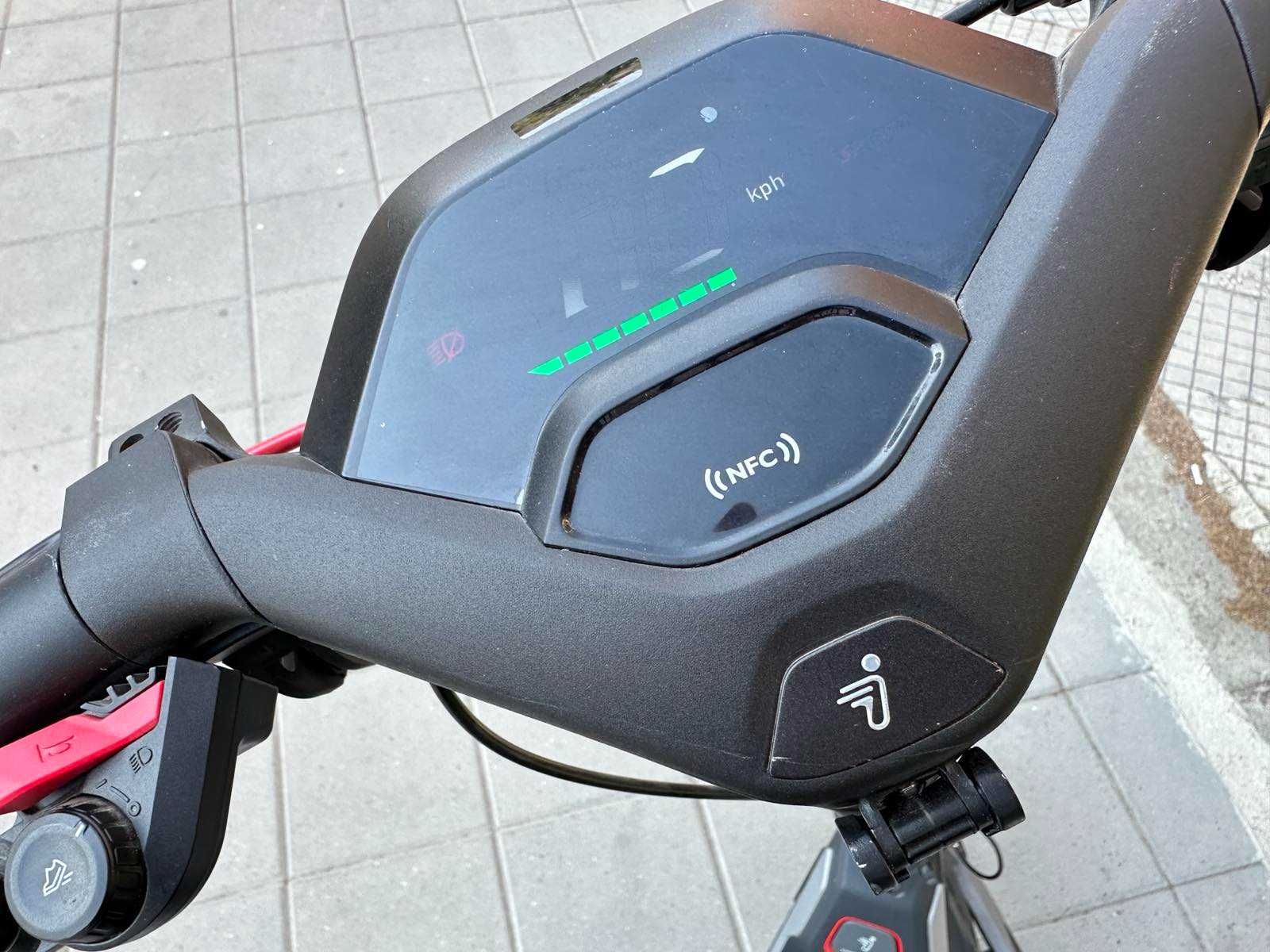 Електрически скутер-тротинетка SEGWAY KICKSCOOTER P100SE